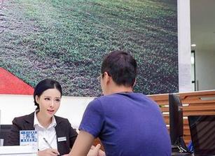 AISS爱丝(钻石版) – 有点令人眼馋的秘密？高清壁纸里，亚美依在街头好像更加俏皮！