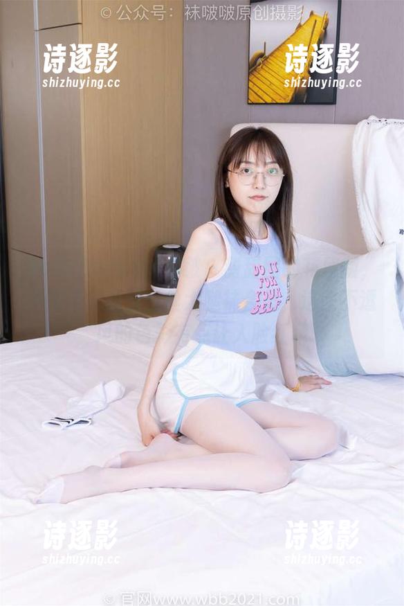 BoBoSocks袜啵啵 - 甜甜圈的花絮版，不得不说的厚白丝大腿袜合集，这密不透风的色彩有点让人脸红哦