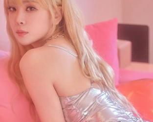 美图在手，Dami(퀸다미)的白丝也不简单，分享一下我这脑洞大开的联想吧。