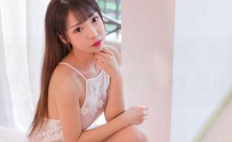 GIRLT果团网 – 你们能想象吗，龚玥菲的妹妹做壁纸的事儿，可以开个展览了！