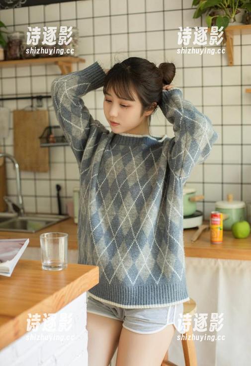 喵糖映画的天台JK制服图集：有多少人会在这个高度Low到极致？