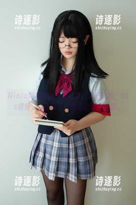 NinJa阿寨寨 NinJa阿寨寨的少女心事,挺好玩的,cos得好,还不忘下载给自己留个念想。