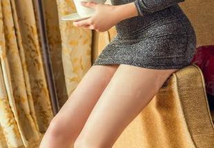 TouTiao头条女神 – 不花一毛钱，免费欣赏刘瑾希的“脚”力量，值得一看耶！