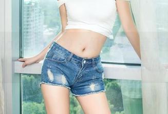 TouTiao头条女神 – 幻雪儿的套装新作揭晓，更新一波，看谁能俘获你的眼神
