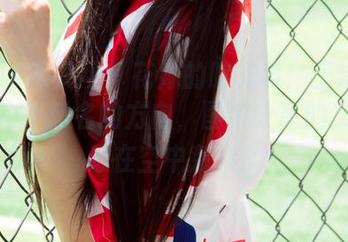 UGirls尤果网 – 花嫁的时光机：王瑞儿带你飘向不知名的方向，图集分享的文艺气息在空中荡漾。