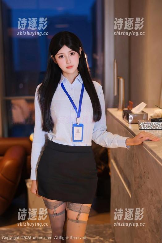 Xiuren秀人网-于诺诺ise Xiuren秀人网 - 于诺诺ise泳衣大片:更新图片中,她完全像被海浪吸引住的小鱼儿!