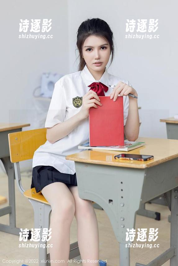Xiuren秀人网-妲己_toxic Xiuren秀人网 - 妲己_toxic短裙图片大公开,全套风格百变,就差没教你如何穿上去!