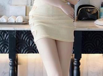 Xiuren秀人网 – 干脆把悠悠YOYO的校服高清图册当成一部情感剧来欣赏，反正逻辑不太重要。