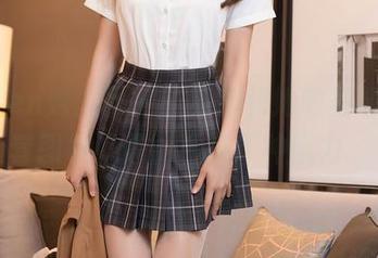 Xiuren秀人网 – 王雅姗和她的圣诞，全套图包好像能召唤某种魔力。