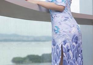 Xiuren秀人网 – 学妹全套写真，萌白酱果然懂得如何让人目不转睛