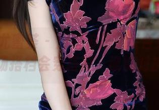 YouMi尤蜜荟 – 周妍希职业装合集：当你的职场搭档会穿搭时，谁能对抗她？