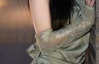 YouMi尤蜜荟 – 分享徐安安的女仆图包，这小姑娘的呆萌让我脑补了无数种剧本…