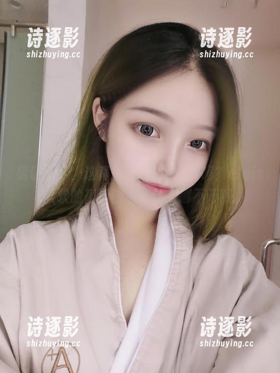 eloise软软 确认一下,这真的是6月的日常吗?eloise软软的高清图集真让人挪不开眼。