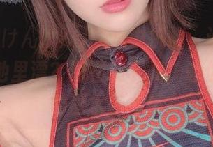けん研(けんけん)的水中挑战，谁说我只会在泳池里漂？原图和下载，让你见证我的潜水技术！