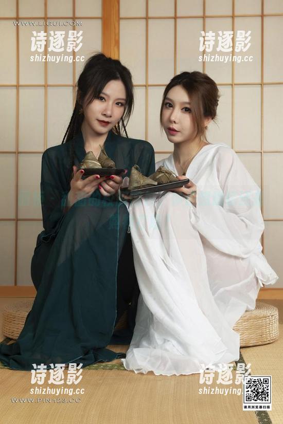 丽柜 - 甜甜的校服图包，你是想追忆还是购物疗愈？