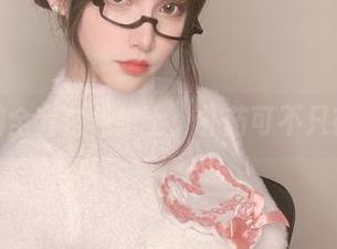 你十七鸽全套白色护士：补药可不只在药箱里