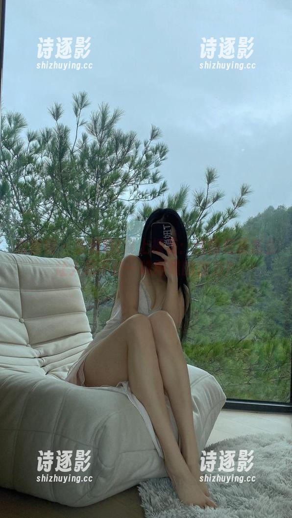 俏妞t 微密圈 - 当俏妞t遇上裸足:这图包是怎么让人忍不住一瞧再瞧的魔力?