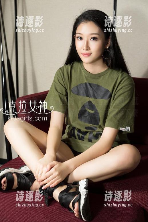 克拉女神-依娜丝 克拉女神 - 依娜丝的“花嫁全套原图”就是一场浪漫的视觉旅行,完全不想停下来。
