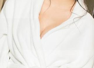 克拉女神 – 熙妍的水手服图库——谁说制服只能守规矩？精选中暗藏的一点顽皮