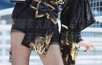 这套亚丝娜睡衣太撩了，切切celia可是下了血本，无圣光，真的是嗨翻天！