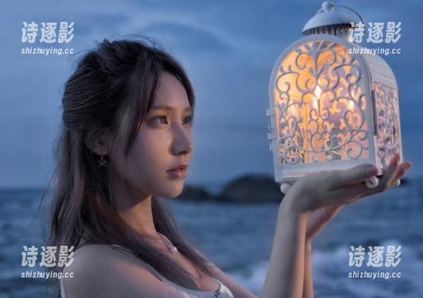 在下萝莉控ii 突然注意到,这组来自在下萝莉控ii的写真像是原神里的神秘角落!