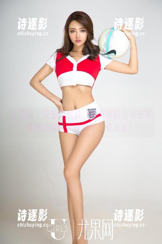 尤果网 - 轻盈又俏皮，乔依琳的连体衣写真集让你忍不住想停下来发呆！