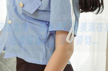 尤果网爱尤物 – 超高清！吴美溪在灰丝的轻柔覆盖下，那个姿势…
