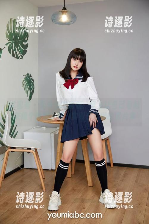 尤蜜荟-李多多 尤蜜荟 - 李多多的瑜伽:努力让自己看起来像个瑜伽大师,实则想偷懒的照片集