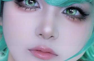 幼爱youmeko在线贡献的紫流苏旗袍之美，真是让人佩服得五体投地！