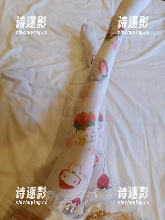 想要个公主抱带来的最新原图，竟然让我想起了可爱袜子的炎亚纶！