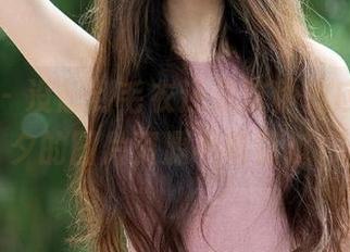 推女郎 – 没想到毛衣还有这种效应，何何夕的图片资源不容错过！