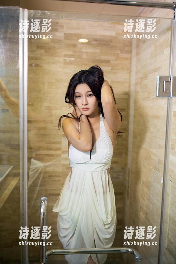 推女郎-娜露 推女郎 - 别错过娜露的圣诞图集,随便看几眼就想买节日装饰品!
