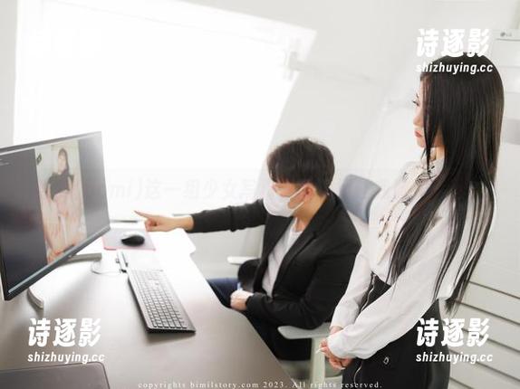 普美(bomi)这一组少女写真，精选得让我脑洞大开。