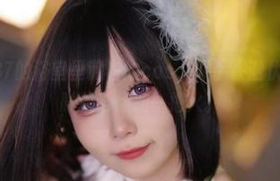 末夜787的浴室里藏着的cos，似乎在潜伏，时不时就给你加一把火。