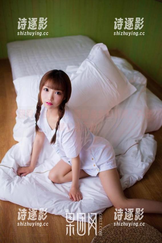 果团网-酸酱兔 果团网 - 别错过,酸酱兔全套原图,牛仔裤穿搭无敌!