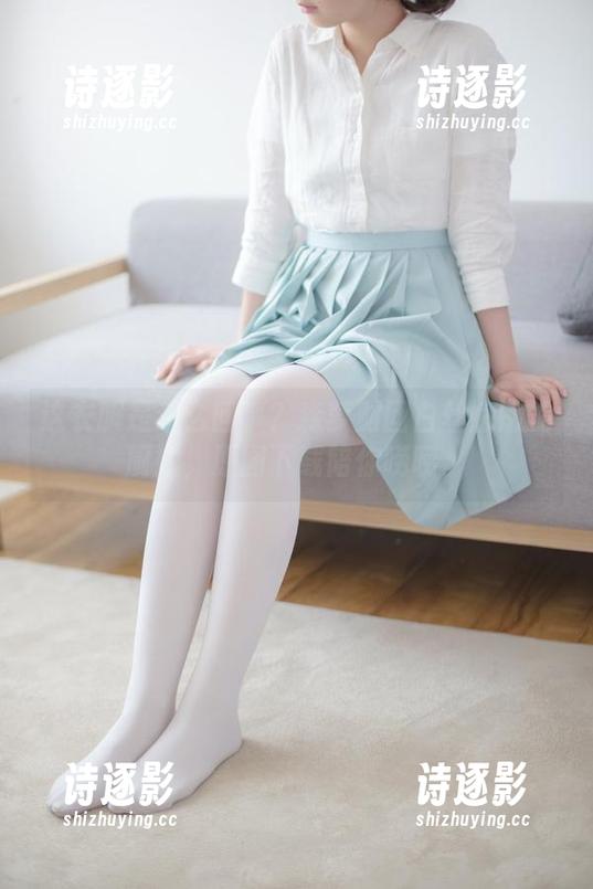 森萝财团 这衣服是怎么回事?森萝财团白丝嫩嫩的厨娘,原图下载陪你唠唠。