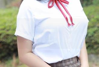 模范学院 – Milk楚楚油亮图集：从这种角度看，身材竟然恍惚变得油腻了