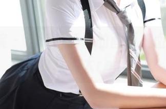 模范学院 – 这近乎高清的画面，卤蛋luna与少女互动太real了！