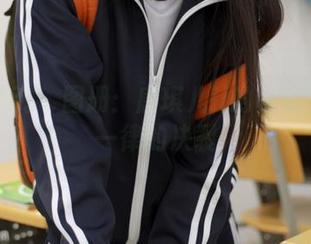 模范学院 – 图册：唐琪儿il的棉袜与千篇一律的决裂