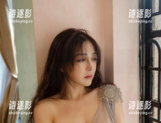 樱晚gigi 最新来袭!樱晚gigi的《猎》套图,没想到她的表现力竟然让我无意间红了脸。