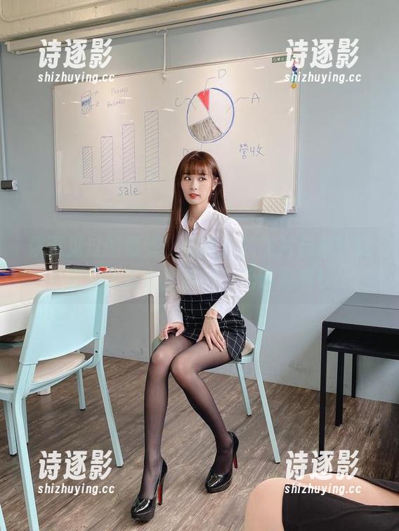 你没见过的姐姐，泥泥汝的照片合集！这是一个多么重要的文化课题啊！