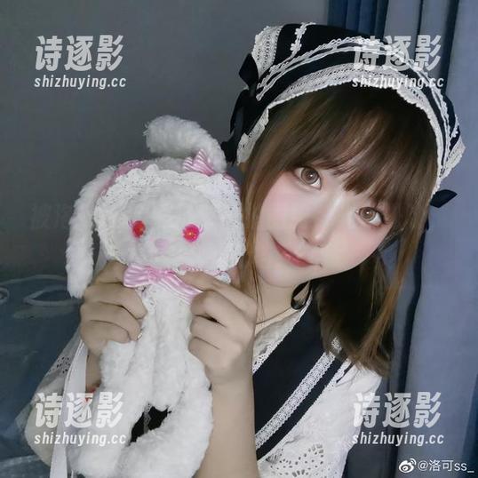 被洛可ss的黑吊带私拍圈粉，光效进阶，谁能抵挡？