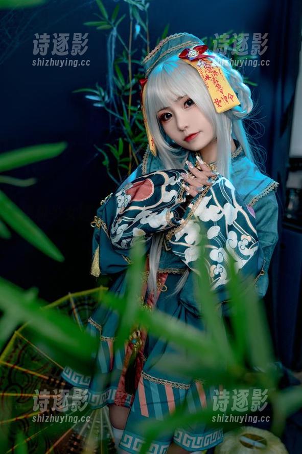 爆机少女喵小吉带你看最新作品：更衣人偶的奇妙爱情实录
