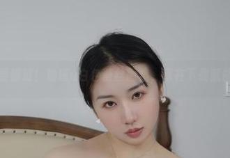 微密圈 – 不要错过！瑜瑾u白色蕾丝图集，现在下载就能俘获你的心