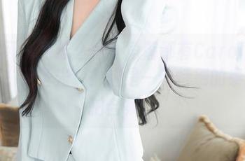 秀人网 – 为什么每个角落都有Carol周妍希的“无圣光”？这是一份特别的泰国旅拍合集。