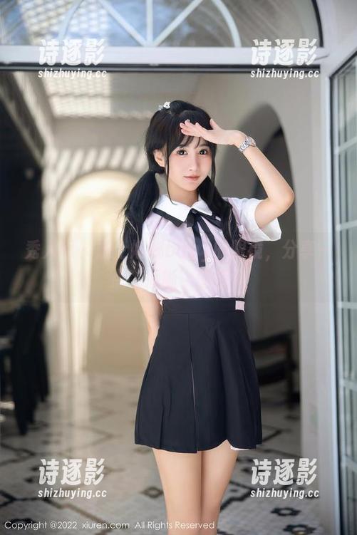 秀人网 - 戴上娜娜baby的眼镜，分享一点‘清晰’的视角