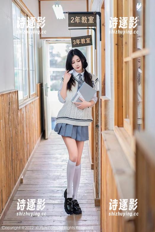秀人网-筱慧cindy 秀人网 - 在原图与写真中,筱慧cindy那温柔的神情居然能引发我对食物的误解!