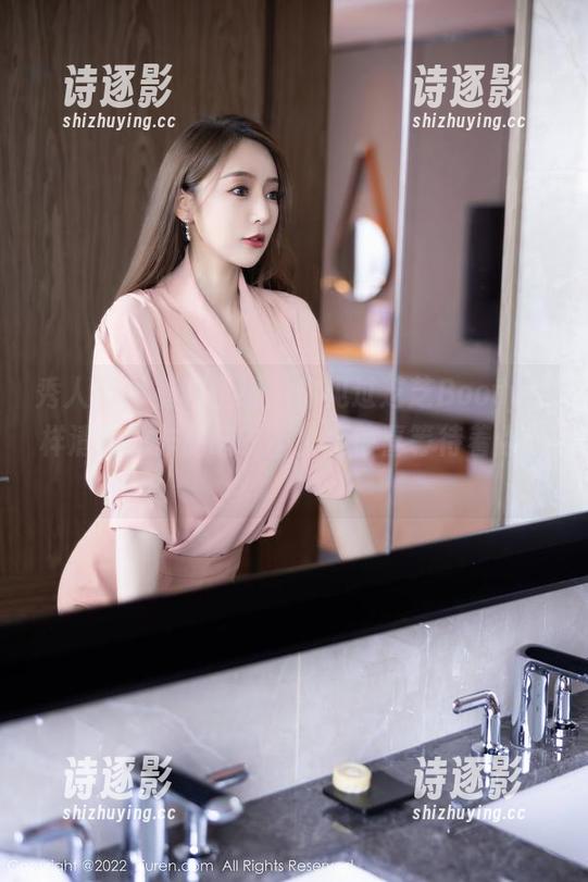 秀人网 - 福利上线：你见过芝芝Booty这样清纯的作品嘛？不少小惊喜等待着你哦！