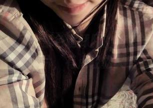 微密圈 – 回到紫色哒豚豚的初恋岁月，这些早期美拍图片，有点轻松又略带憧憬。
