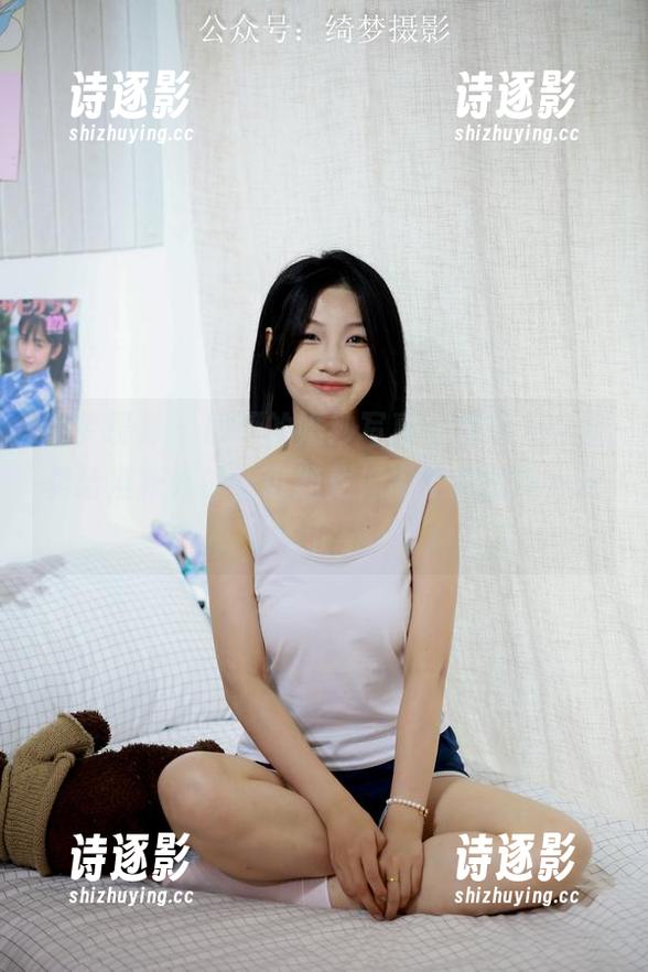 绮梦摄影-耶耶 绮梦摄影 - 耶耶的婚纱写真,图包未必是卖给准新娘的,可能更像撒了糖的暗示啊!